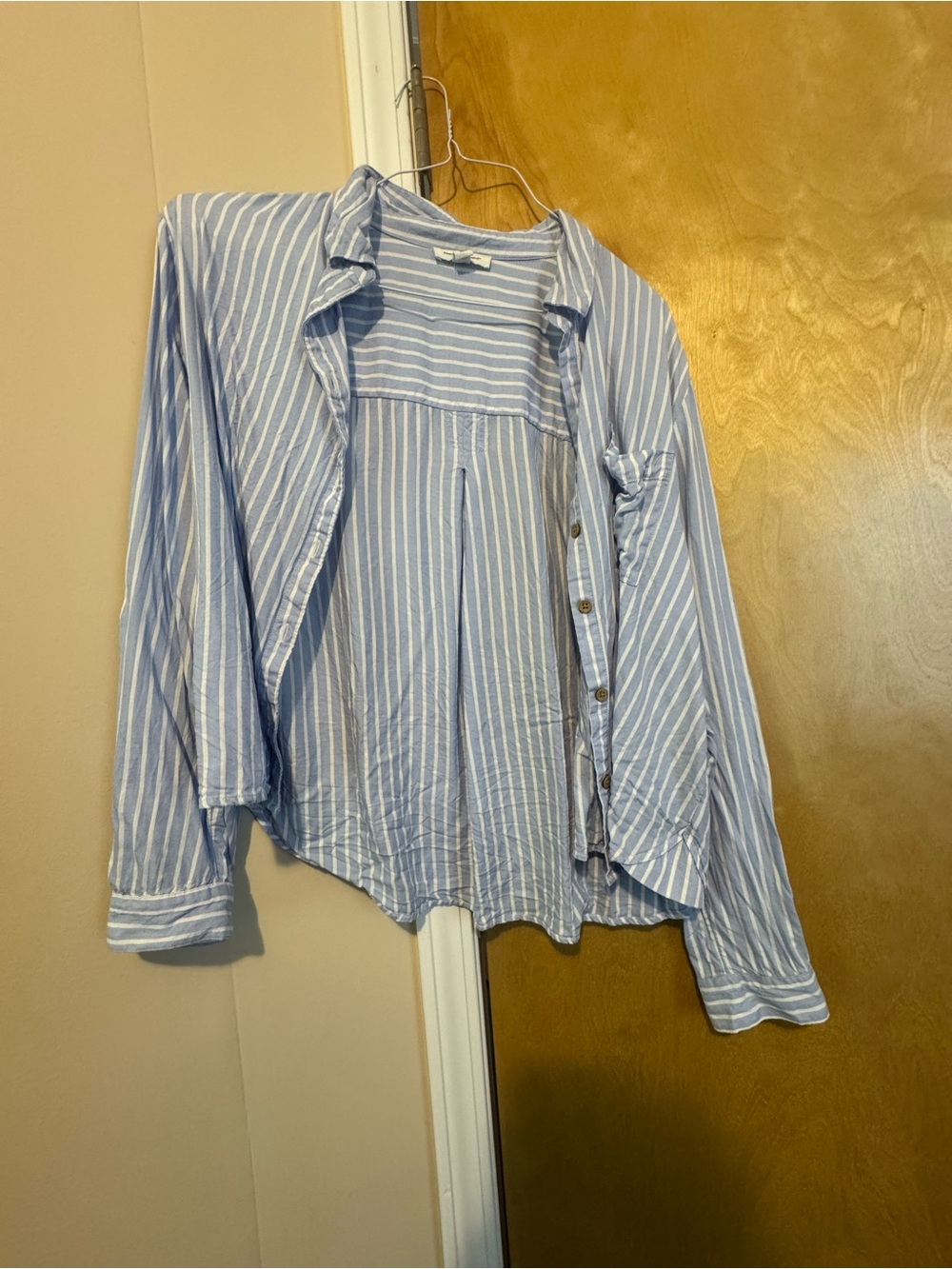beachlunchlounge Light Blue & White Striped Top